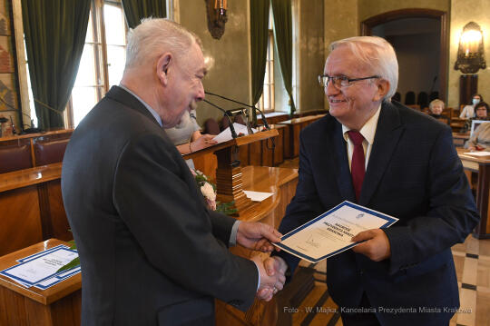 4747jpg.jpg-Nagrody dla nauczycieli - tura I