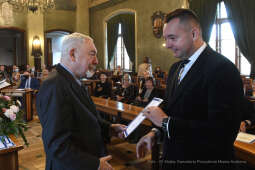 5252jpg.jpg-Nagrody dla nauczycieli - tura I