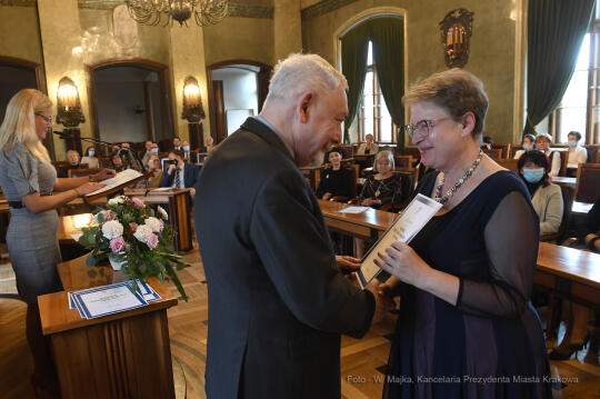 5858jpg.jpg-Nagrody dla nauczycieli - tura I