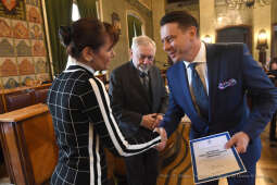 7070jpg.jpg-Nagrody dla nauczycieli - tura I