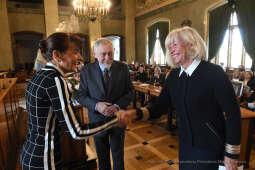 8484jpg.jpg-Nagrody dla nauczycieli - tura I