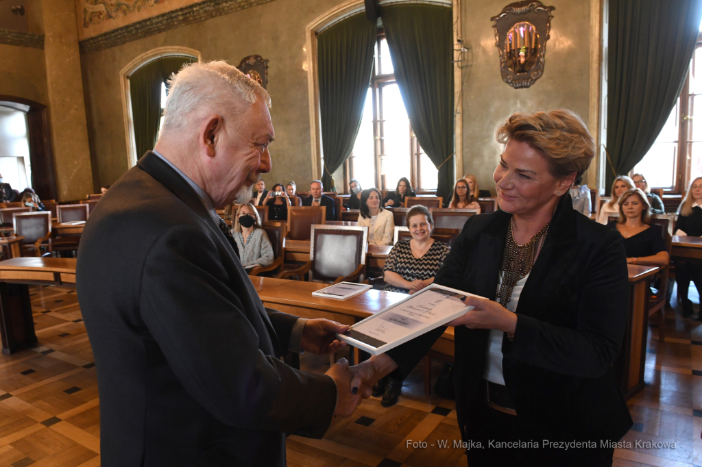 4848jpg.jpg-Nauczyciel z Pasją  Autor: W. Majka