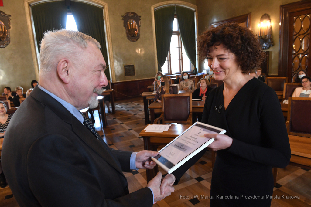 5353jpg.jpg-Nauczyciel z Pasją  Autor: W. Majka