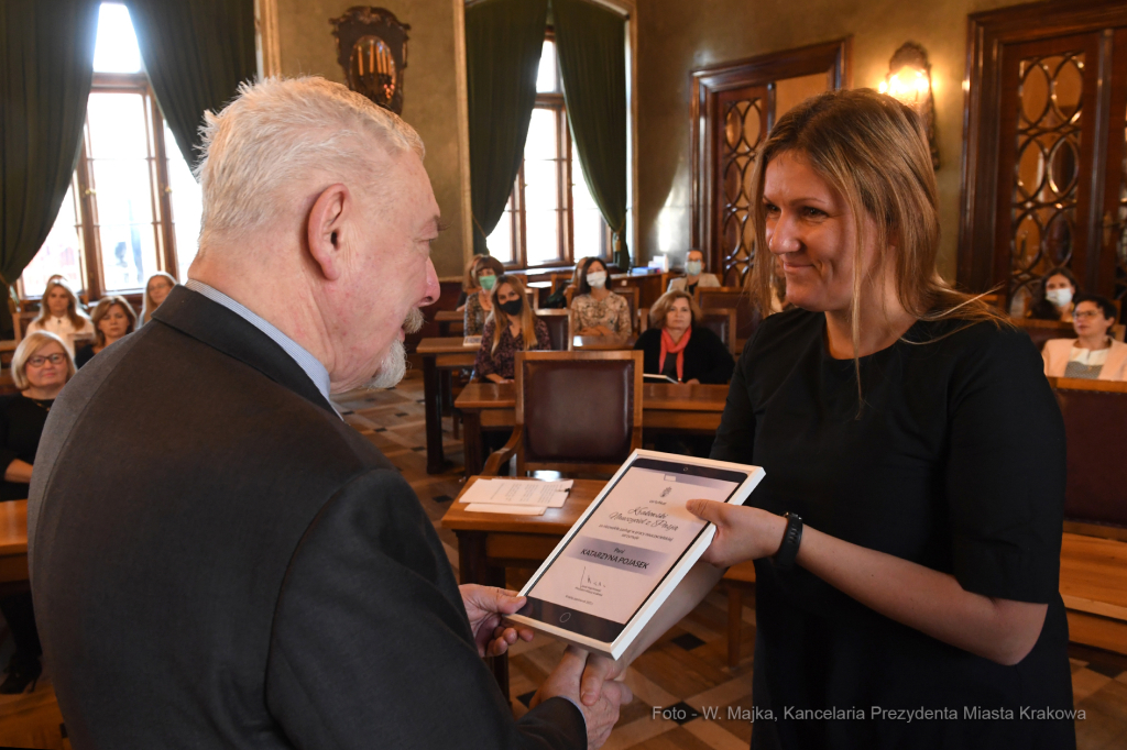 5757jpg.jpg-Nauczyciel z Pasją  Autor: W. Majka