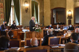 033jpg.jpg-Rada Strategii