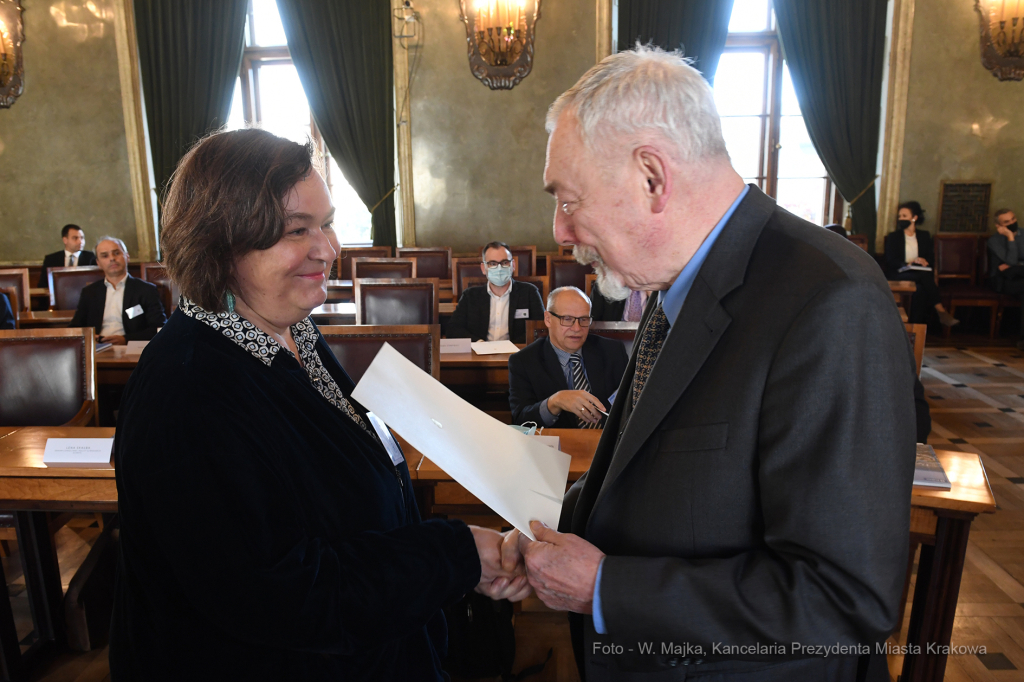 2121jpg.jpg-Rada Strategii  Autor: W. Majka