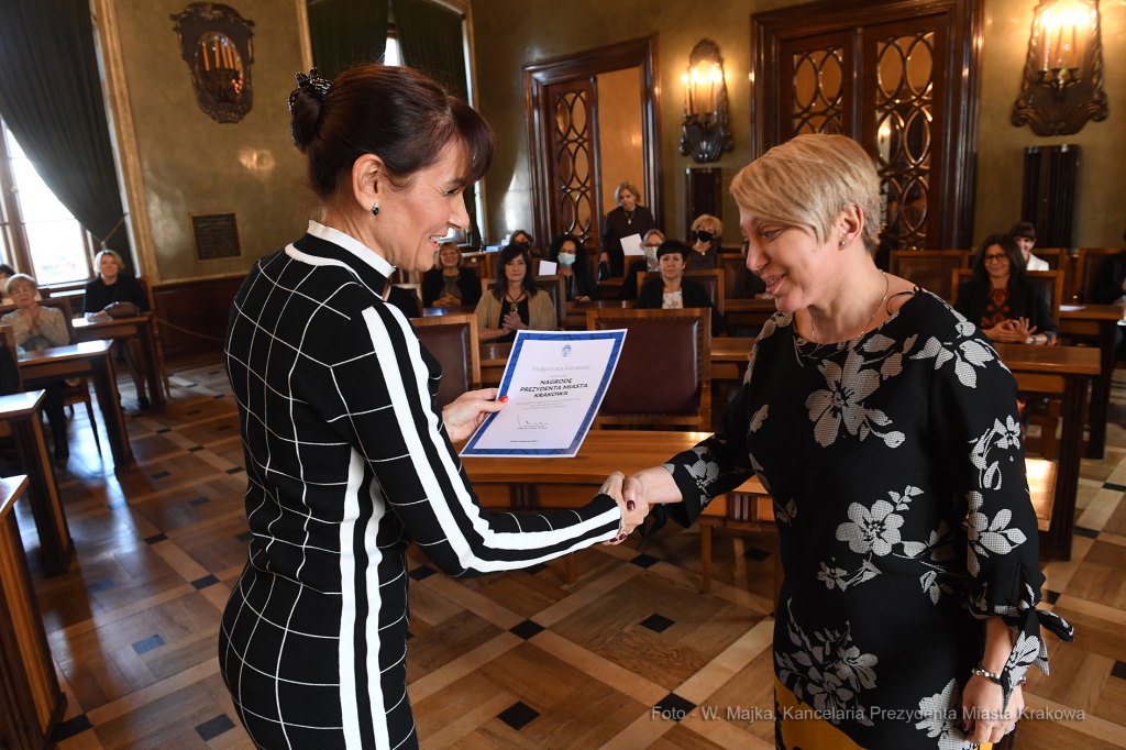 2222jpg.jpg-nagrody dla nauczycieli  Autor: W. Majka