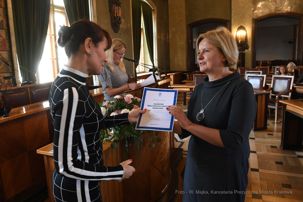 2727jpg.jpg-nagrody dla nauczycieli  Autor: W. Majka