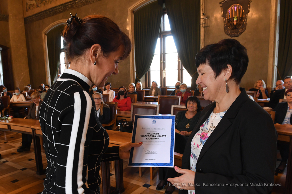 4545jpg.jpg-nagrody dla nauczycieli  Autor: W. Majka