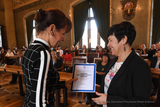 4545jpg.jpg-nagrody dla nauczycieli