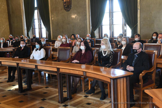 022jpg.jpg-Nagrody dla nauczvycieli - tyra IV