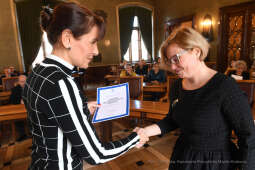 1515jpg.jpg-Nagrody dla nauczvycieli - tyra IV