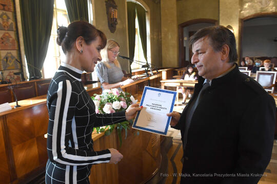 4444jpg.jpg-Nagrody dla nauczvycieli - tyra IV