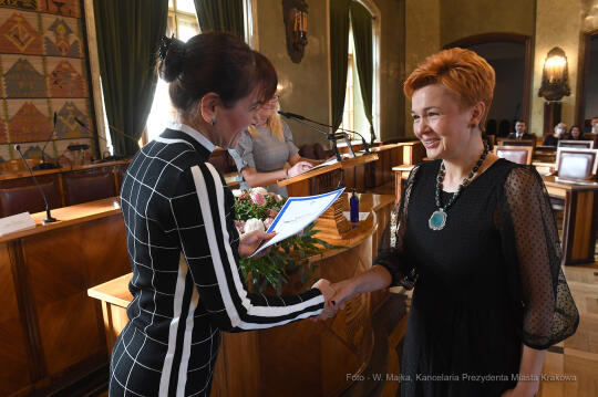 5757jpg.jpg-Nagrody dla nauczvycieli - tyra IV