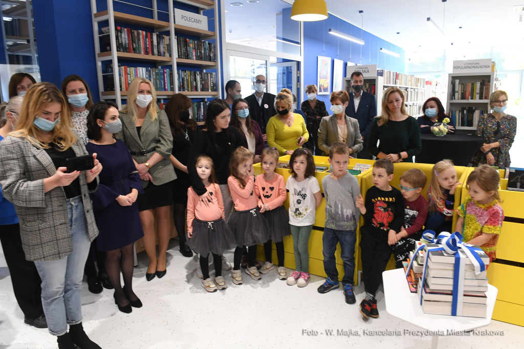 1010jpg.jpg-Filia 48 Biblioteki Kraków  Autor: W. Majka