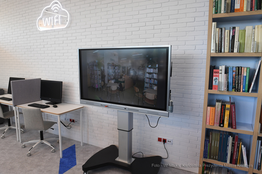 2323jpg.jpg-Filia 48 Biblioteki Kraków  Autor: W. Majka