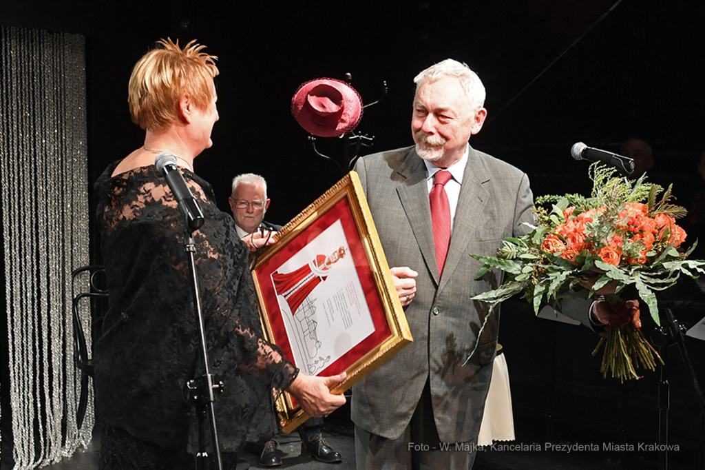 055jpg.jpg-Na Rzecz Rozwoju  Autor: W. Majka