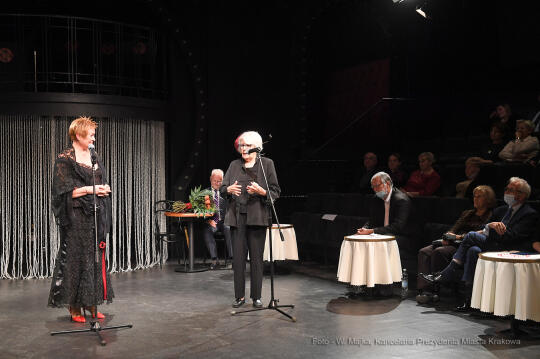 099jpg.jpg-Na Rzecz Rozwoju