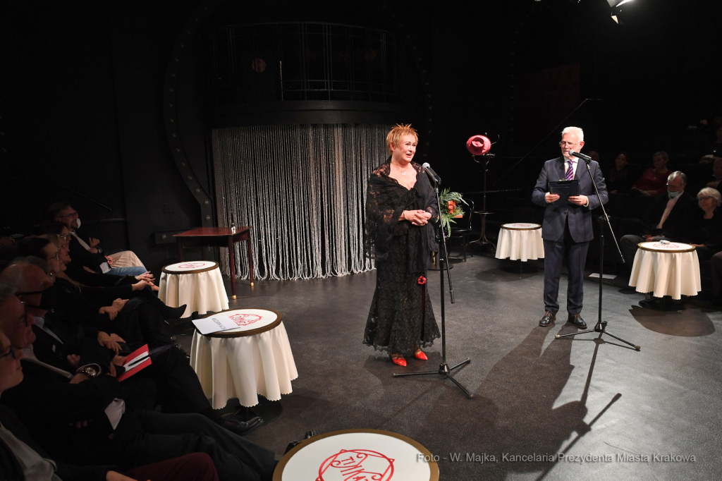 1111jpg.jpg-Na Rzecz Rozwoju  Autor: W. Majka