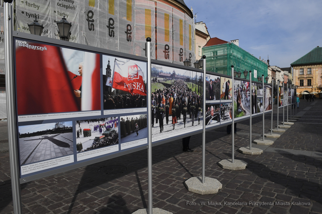 011jpg.jpg-Otwarcie wystawy Świat Czeka  Autor: W. Majka