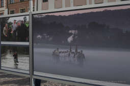 2121jpg.jpg-Otwarcie wystawy Świat Czeka