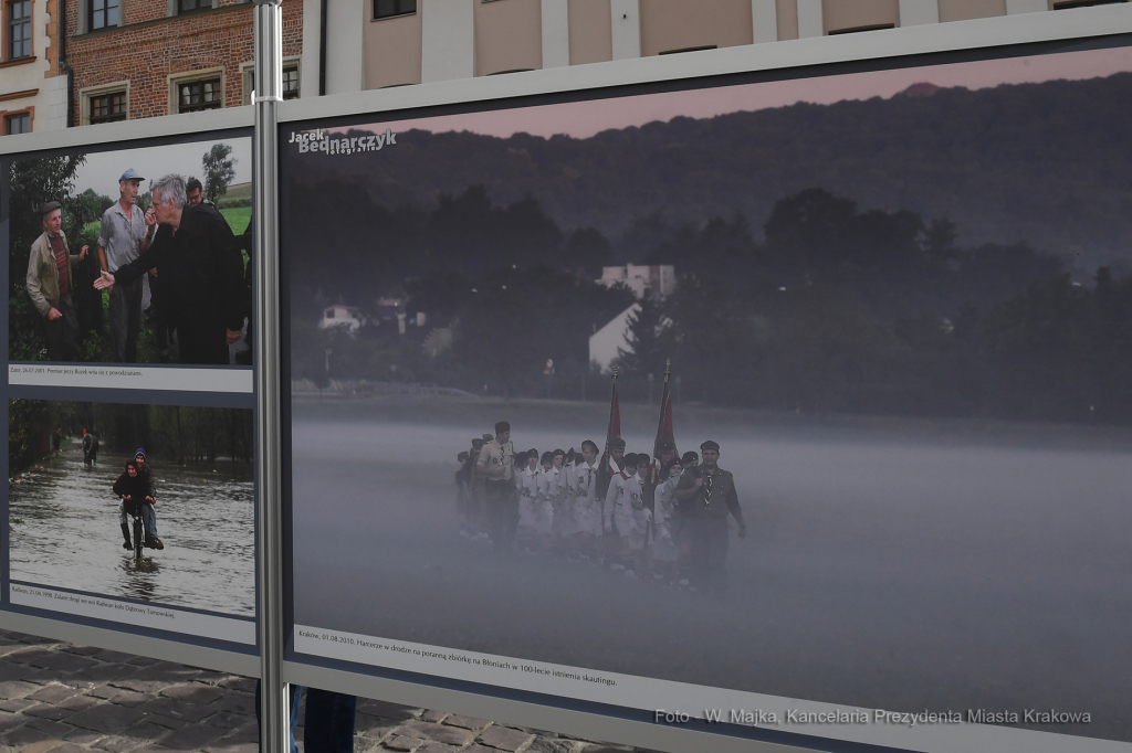 2121jpg.jpg-Otwarcie wystawy Świat Czeka  Autor: W. Majka