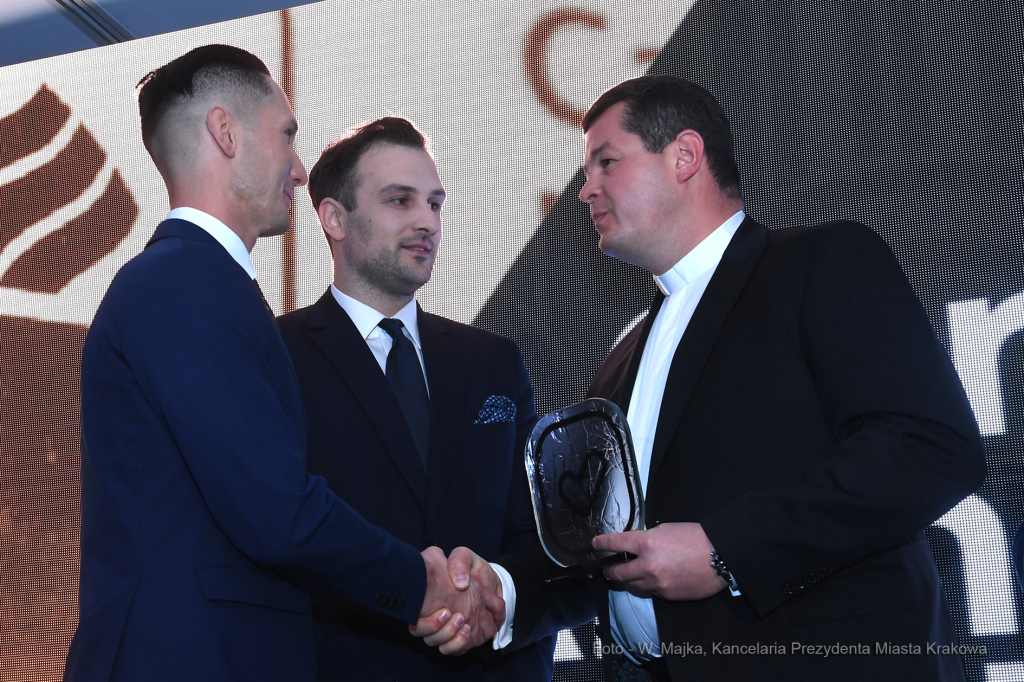 1010jpg.jpg-Gala 10-lecia LoveKraków.pl  Autor: W. Majka