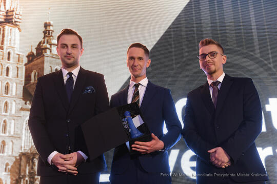 4545jpg.jpg-Gala 10-lecia LoveKraków.pl