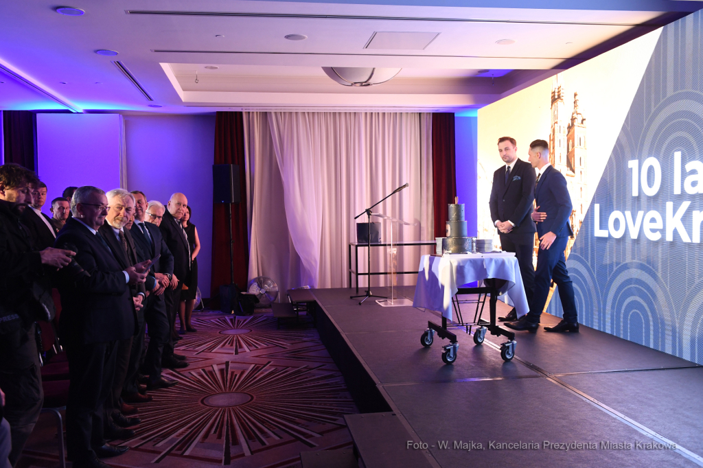 4949jpg.jpg-Gala 10-lecia LoveKraków.pl  Autor: W. Majka