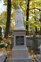 cmentarz rakowicki pomnik nagrobny eugenii i heleny schellenberg na kwaterze iia po konserwacji (1).