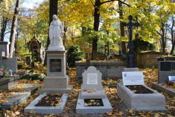 cmentarz rakowicki grupa grobow rodzin schellenberg i filinskich kwatera iia - po konserwacji.jpg