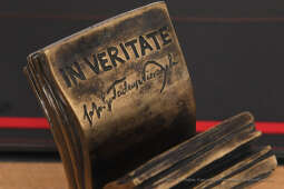 033jpg.jpg-In Veritate