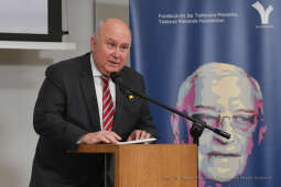 044jpg.jpg-In Veritate