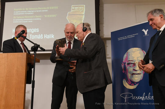 1313jpg.jpg-In Veritate