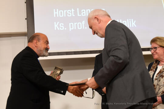 1919jpg.jpg-In Veritate