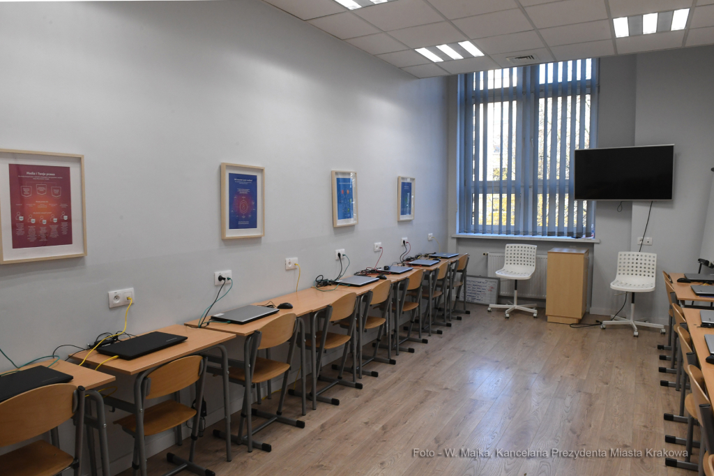 033jpg.jpg-centrum rodziców  Autor: W. Majka