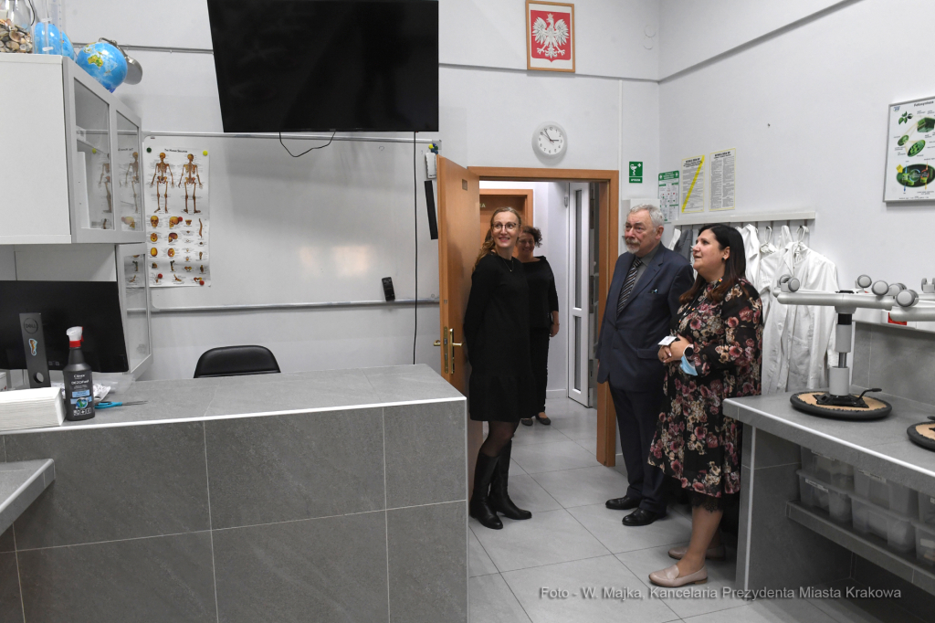 066jpg.jpg-centrum rodziców  Autor: W. Majka