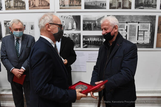 2727jpg.jpg-120-lecie Pałacu Sztuki