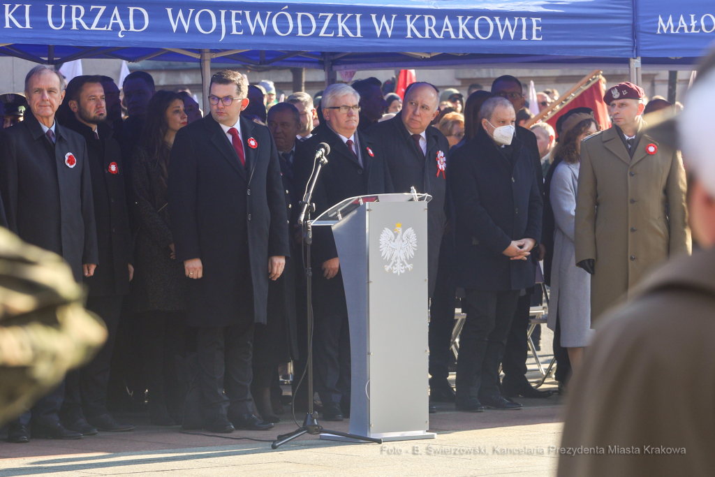 bs_211111_3645.jpg-Uroczystości, 11 Listopada, Kośmider  Autor: B. Świerzowski