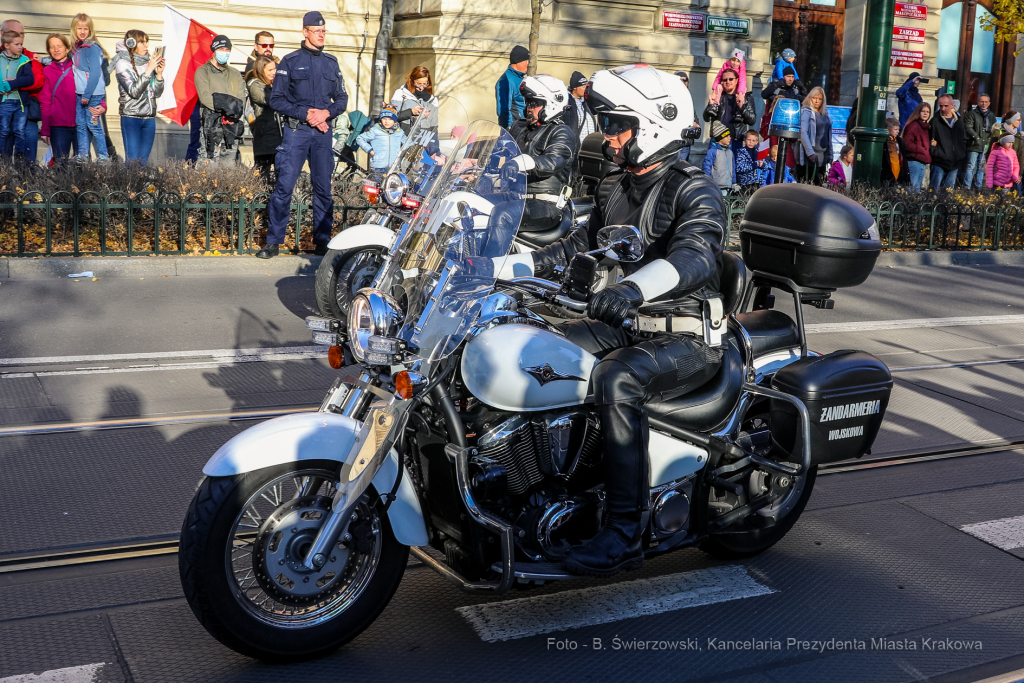 bs_211111_3943.jpg-Uroczystości, 11 Listopada, Kośmider  Autor: B. Świerzowski