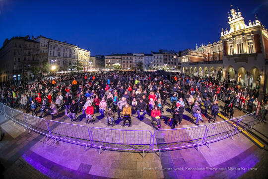 bs_211111_3971.jpg-Lekcja Śpiewania