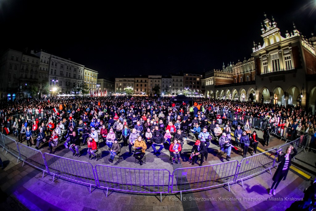 bs_211111_4008.jpg-Lekcja Śpiewania  Autor: B. Świerzowski