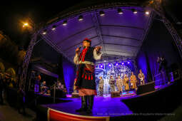 bs_211111_4053.jpg-Lekcja Śpiewania