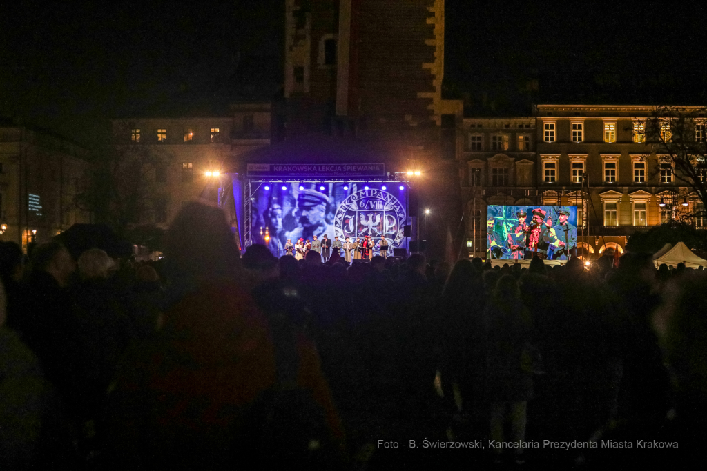 bs_211111_4156.jpg-Lekcja Śpiewania  Autor: B. Świerzowski