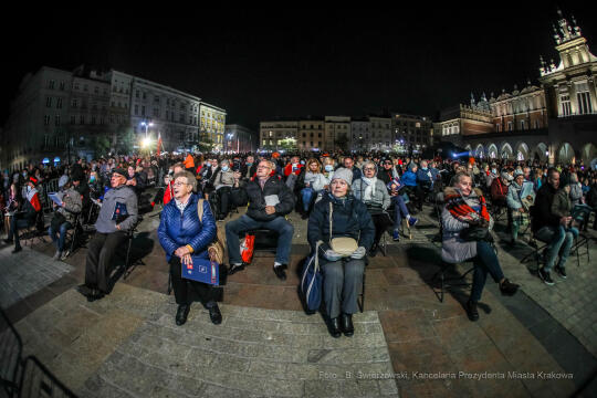 bs_211111_4178.jpg-Lekcja Śpiewania