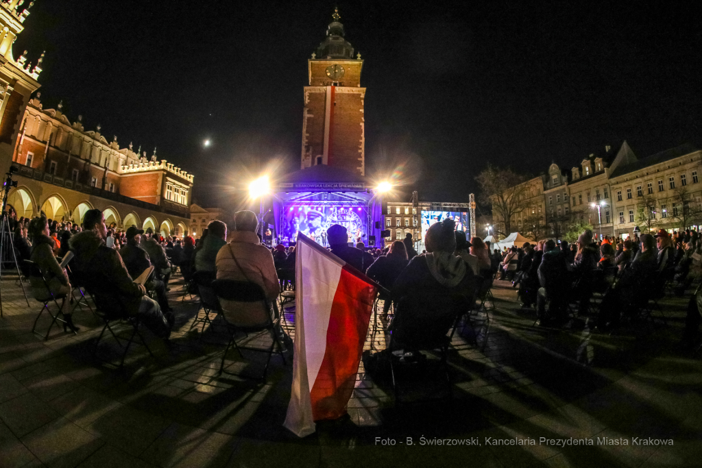 bs_211111_4351.jpg-Lekcja Śpiewania  Autor: B. Świerzowski