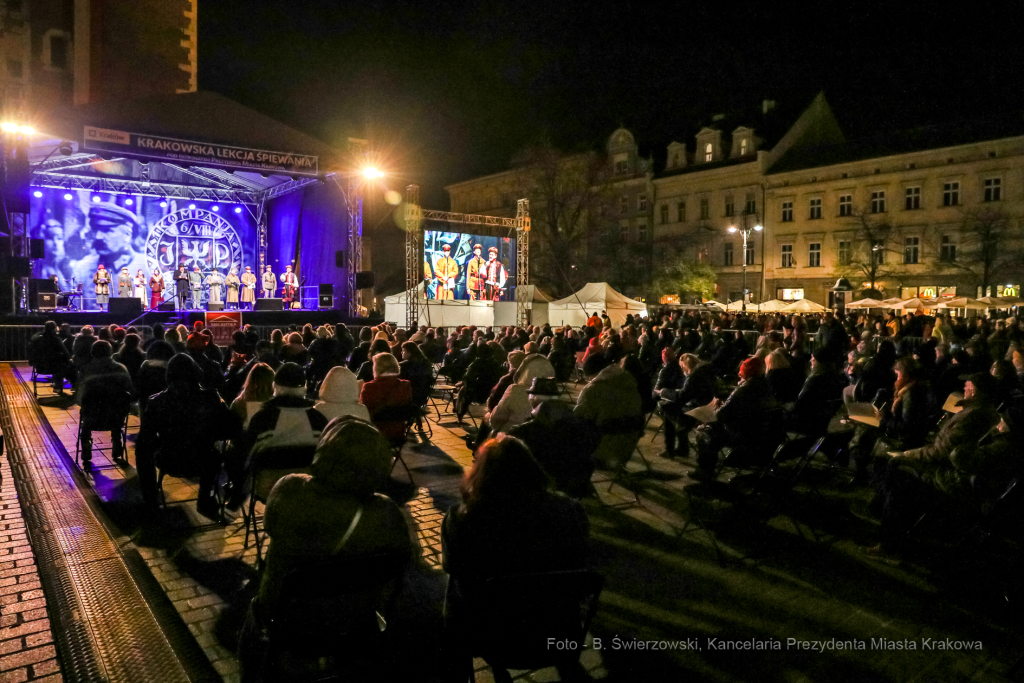 bs_211111_4389.jpg-Lekcja Śpiewania  Autor: B. Świerzowski