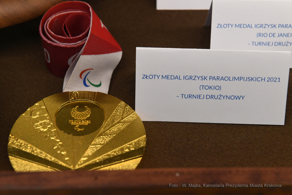 1414jpg.jpg-Prezentacja medali olimpijskich zdobytych przez Krakowian  Autor: W. Majka