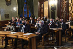 044jpg.jpg-Pióro Biznesu