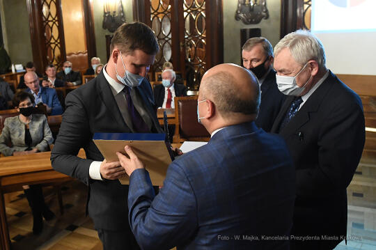 2020jpg.jpg-Pióro Biznesu